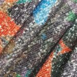 5 1 פייט שורות מודפס על רשת לייקרה צבעוני רקע אפור כהה